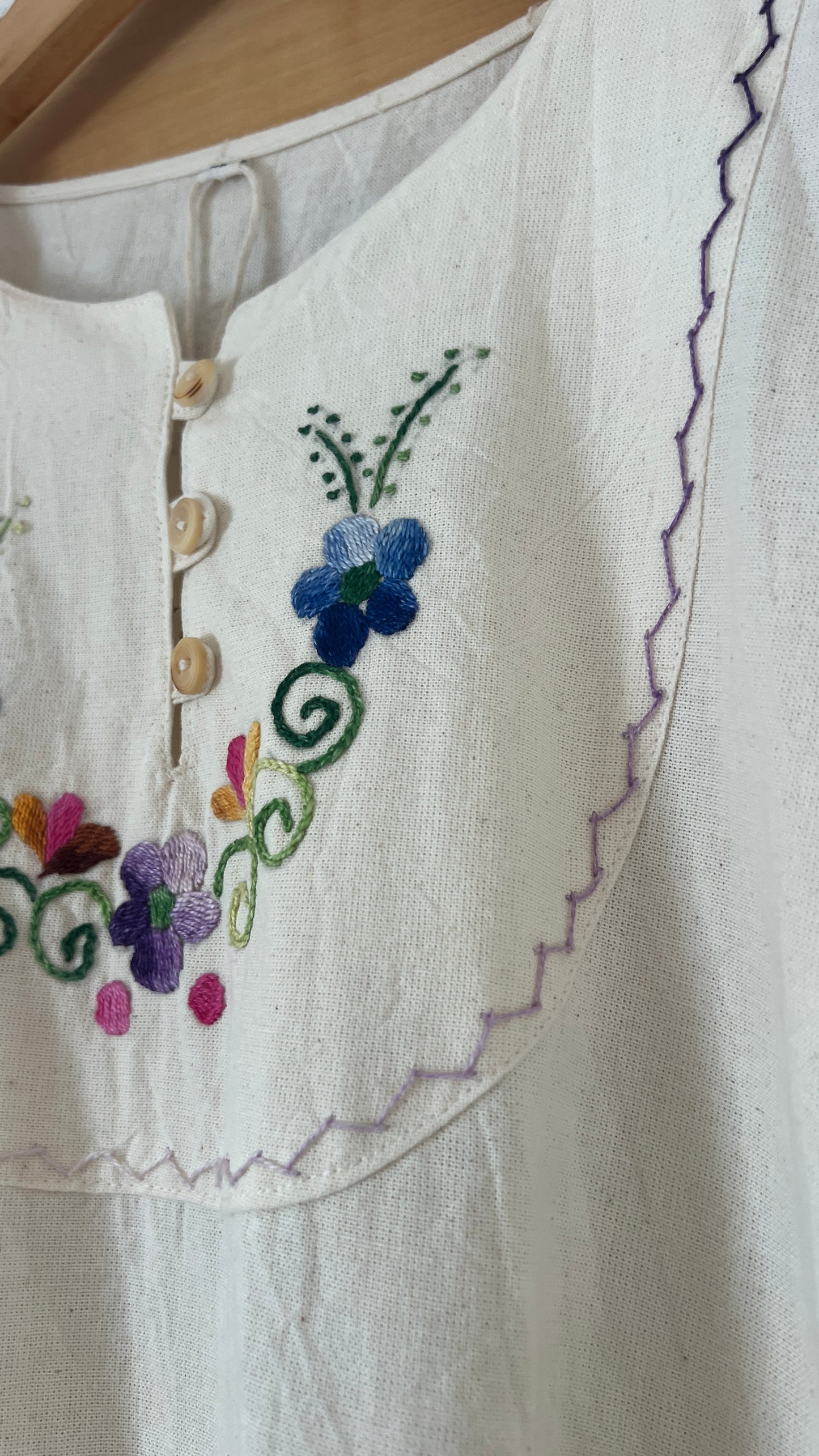 1970’s embroidered raw cotton tee