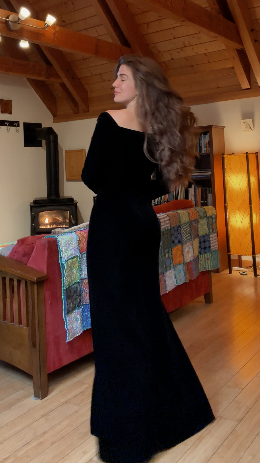 Majestic 90s black velvet maxi