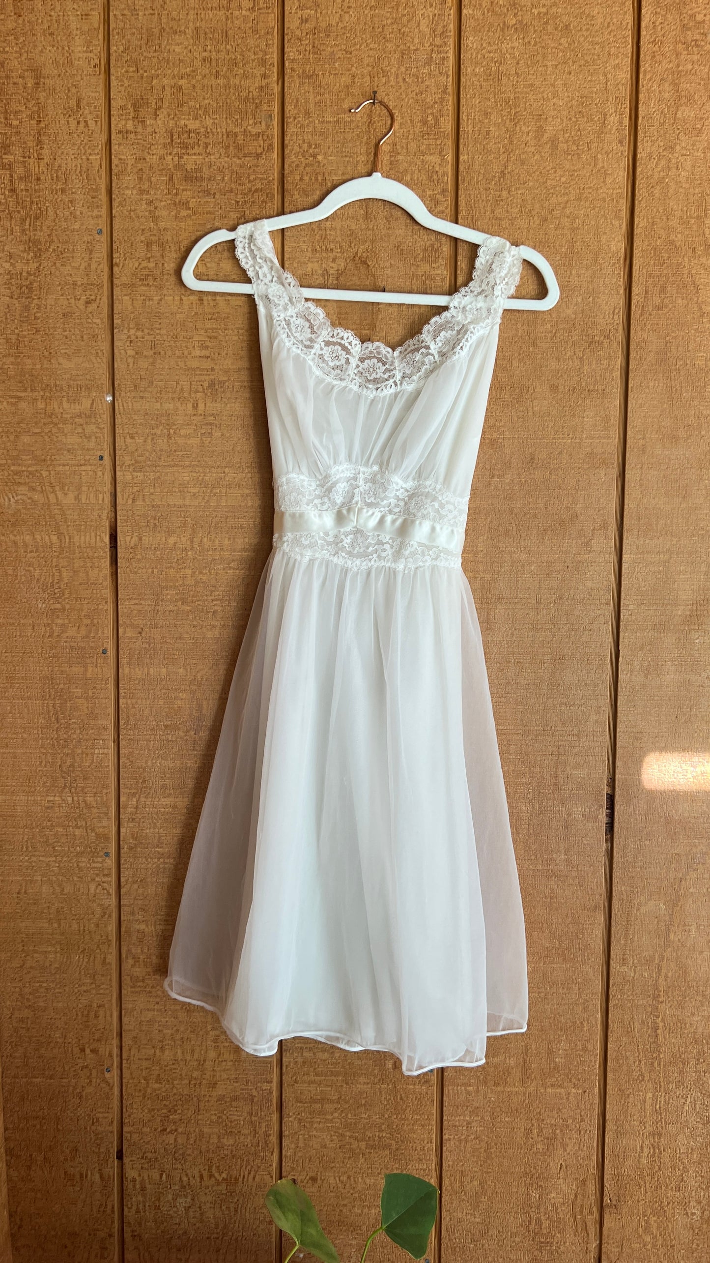 1960’s bridal peignoir nightgown