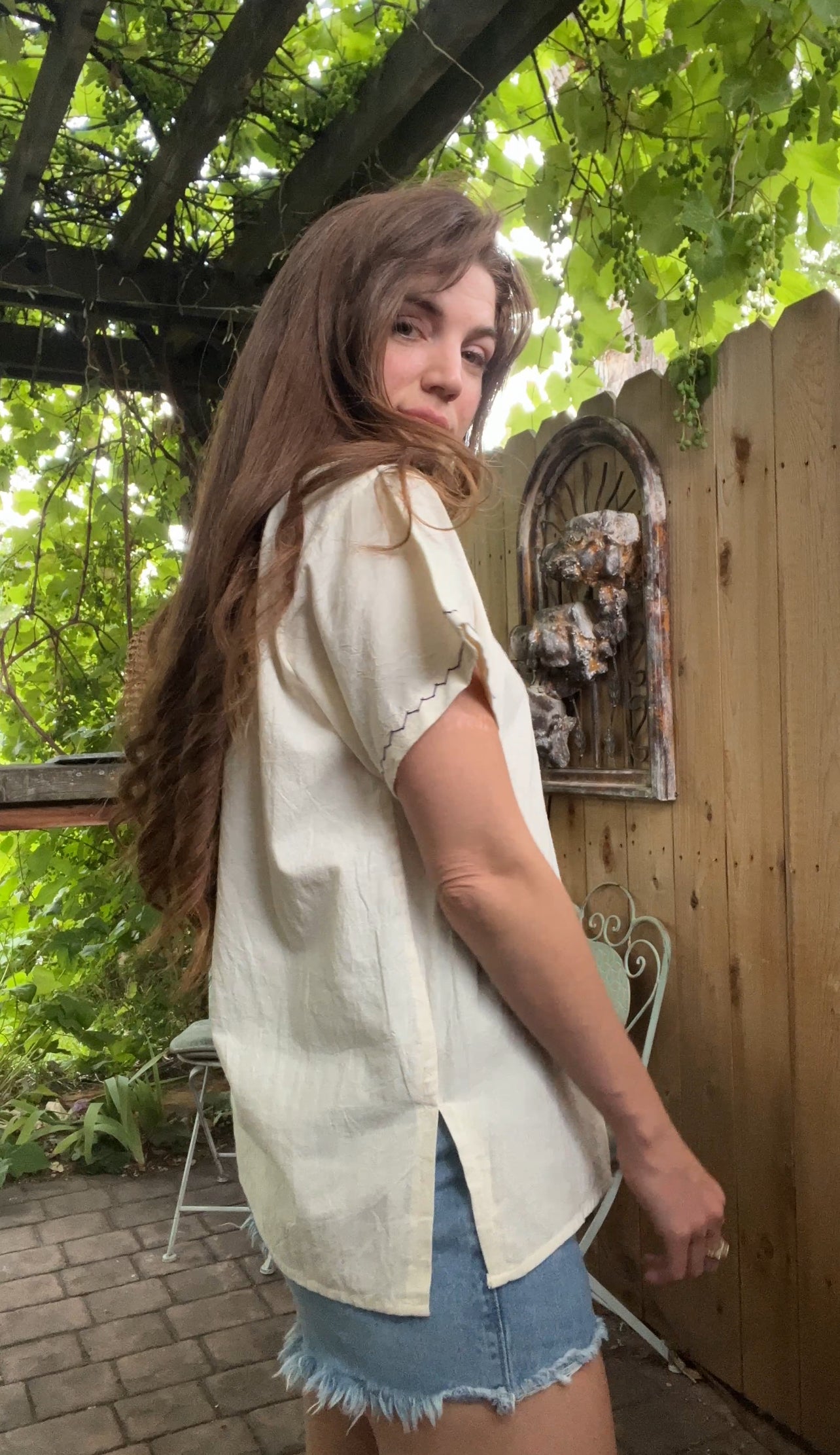 1970’s embroidered raw cotton tee