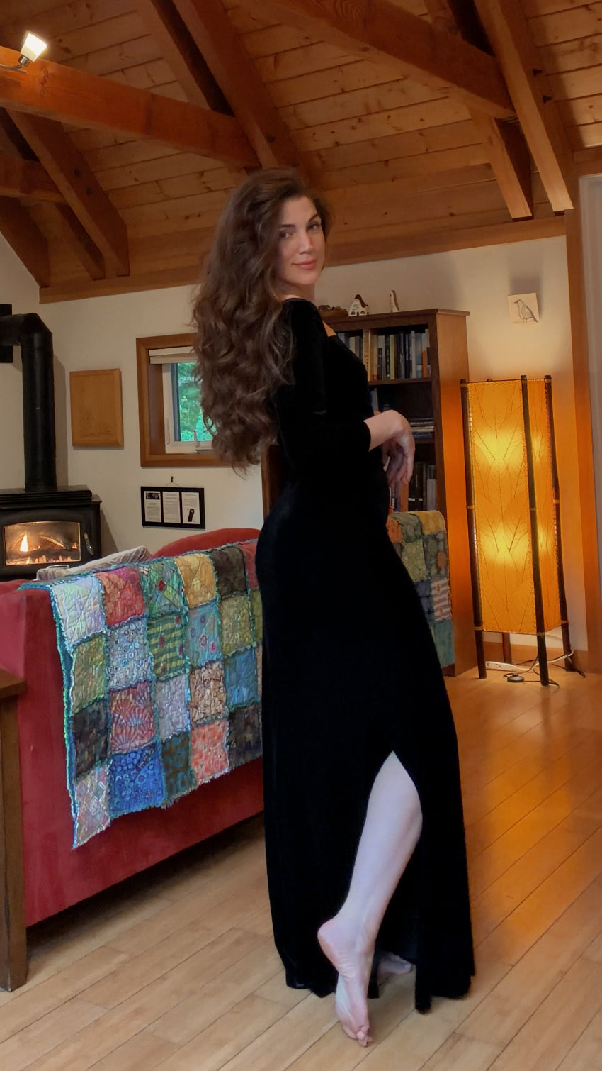 Majestic 90s black velvet maxi